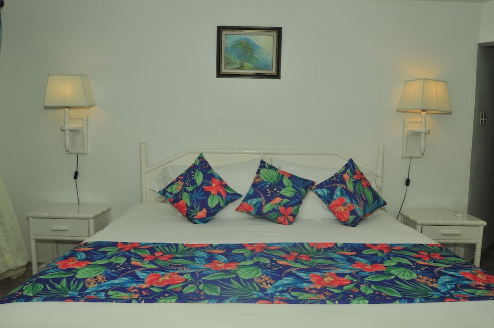Negril Tree House Resort 27/69