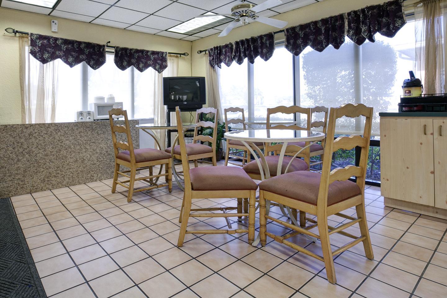 Americas Best Value Inn Florida Turnpike & I-95 8/8