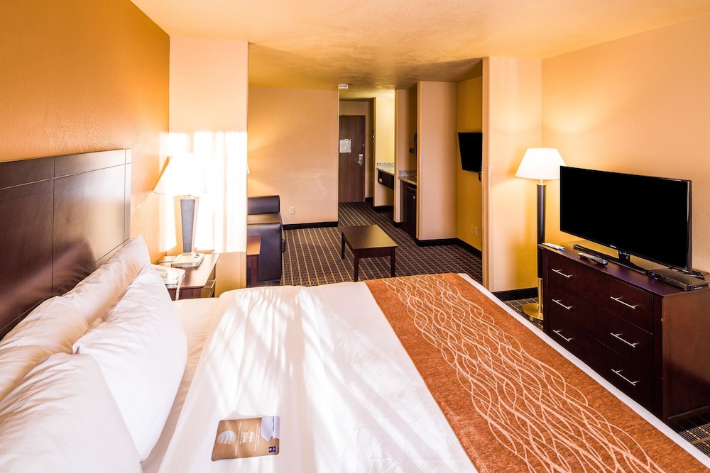 Comfort Inn and Suites Gunnison-Crested Butte 7/26