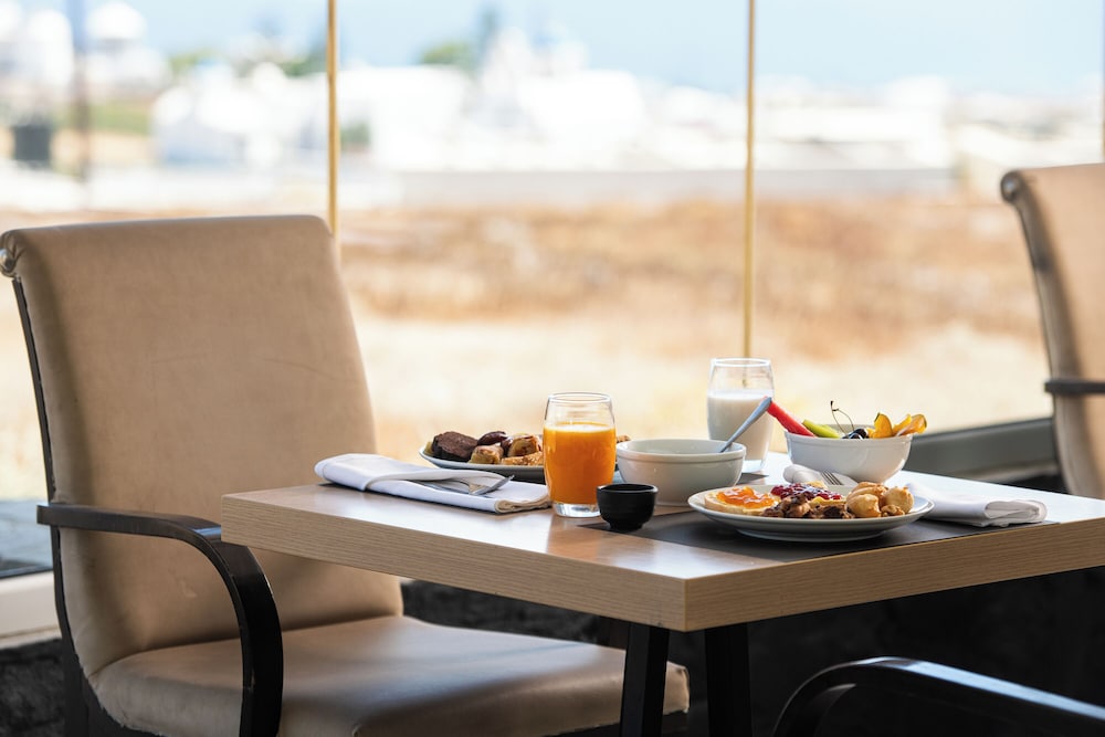The Noverian Bios Santorini Boutique Hotel 64/78