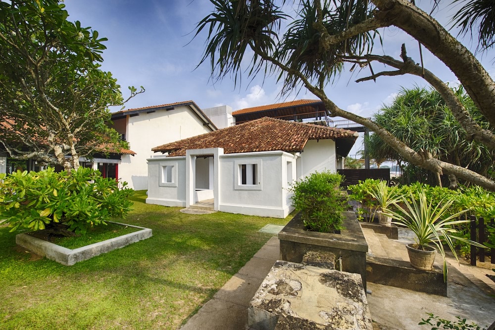 Thaala Bentota 41/50