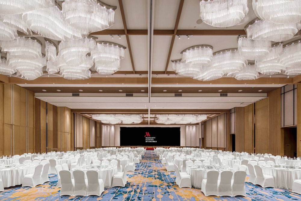 Suining Marriott Hotel 35/36