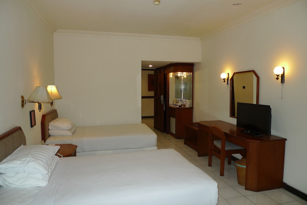 Lombok Raya Hotel 21/57