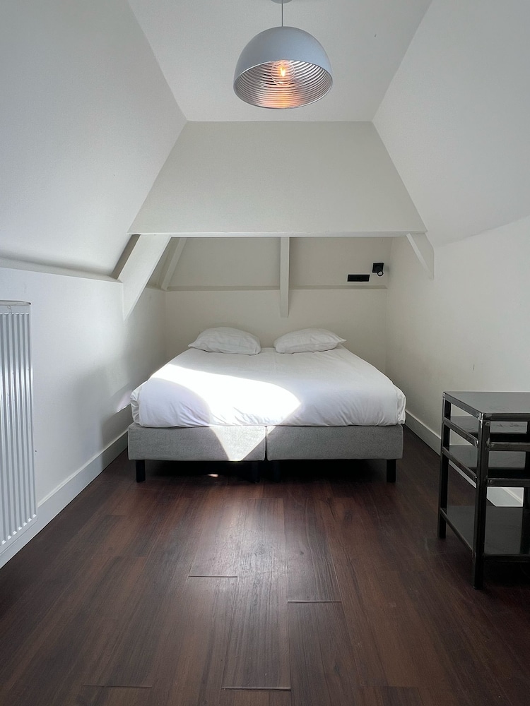 Amigo Budget Hotel 14/50