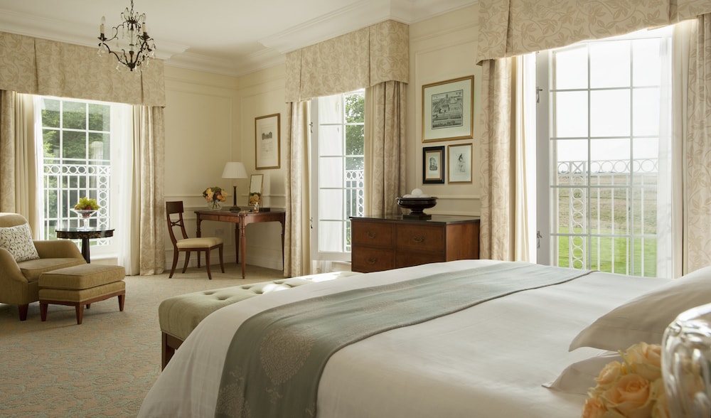 Four Seasons Hotel Hampshire 59/84