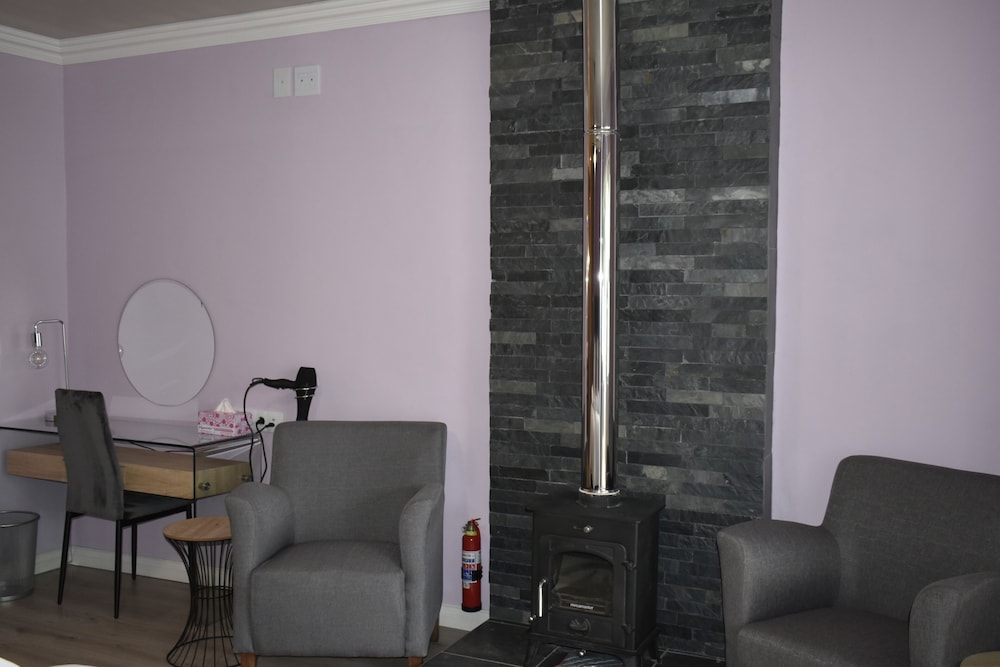 Mosswood Bed & Breakfast 31/40