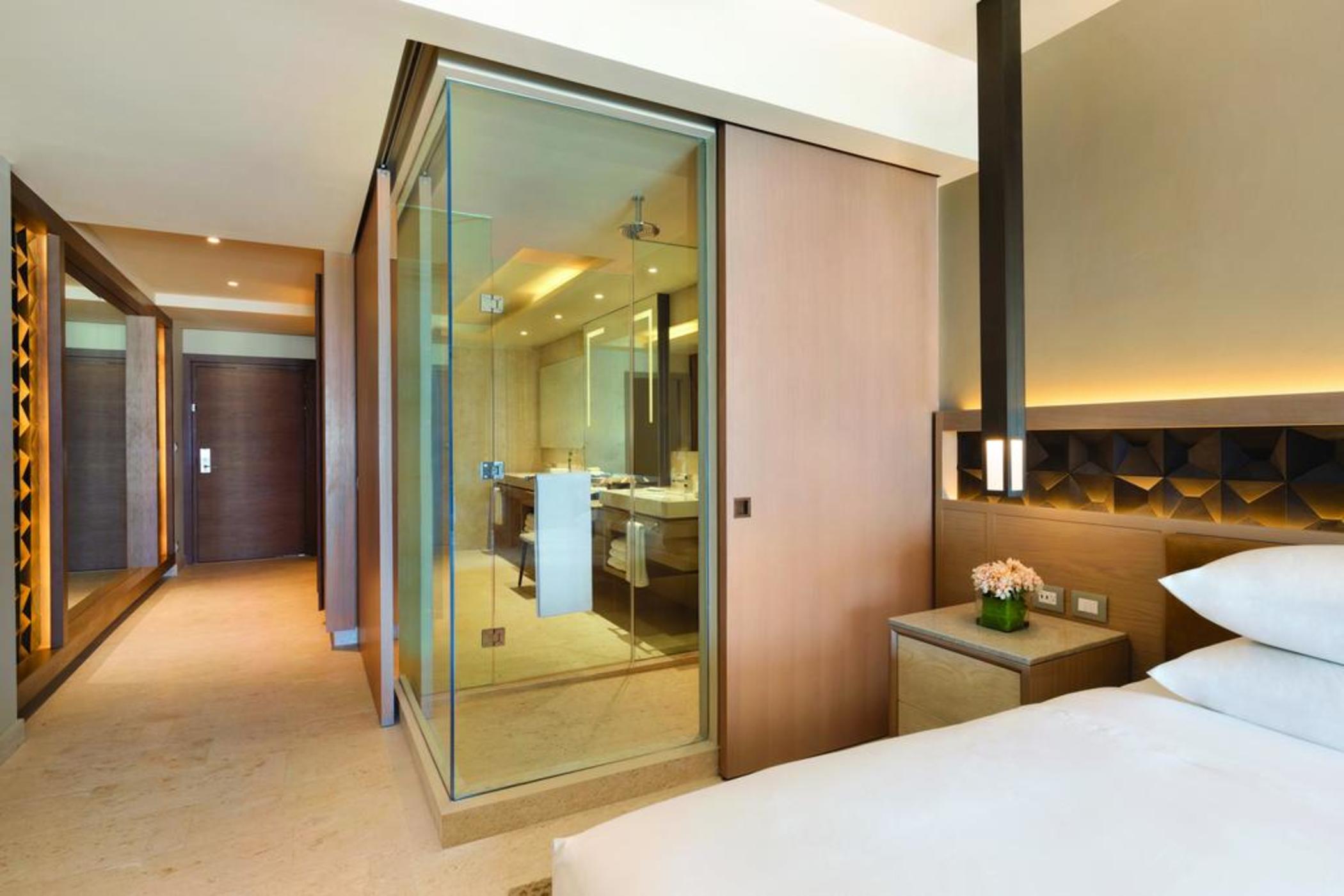 Master, Turquoize, Double Bed, Ocean Front