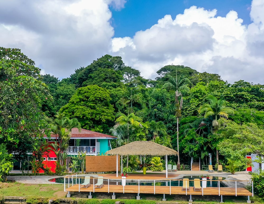 Tortuga Lodge and Gardens 5/48