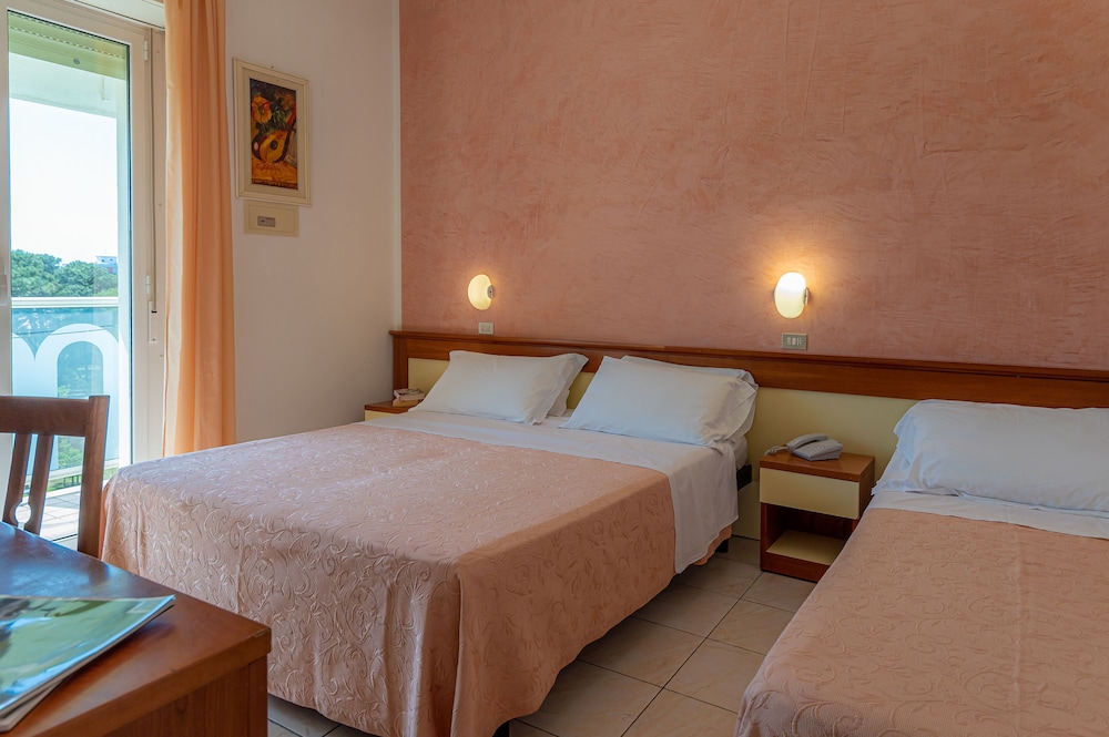 Hotel Adria 12/64