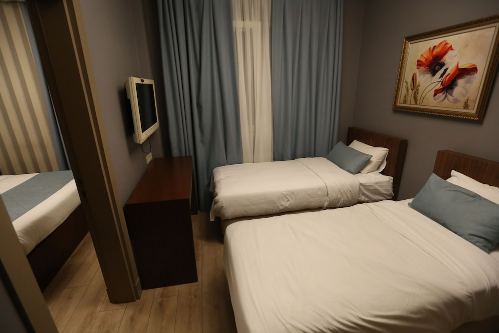 Alba Hotel 5/26