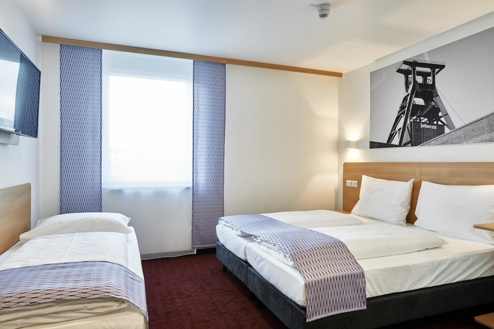 Mcdreams Hotel Essen-City 3/22