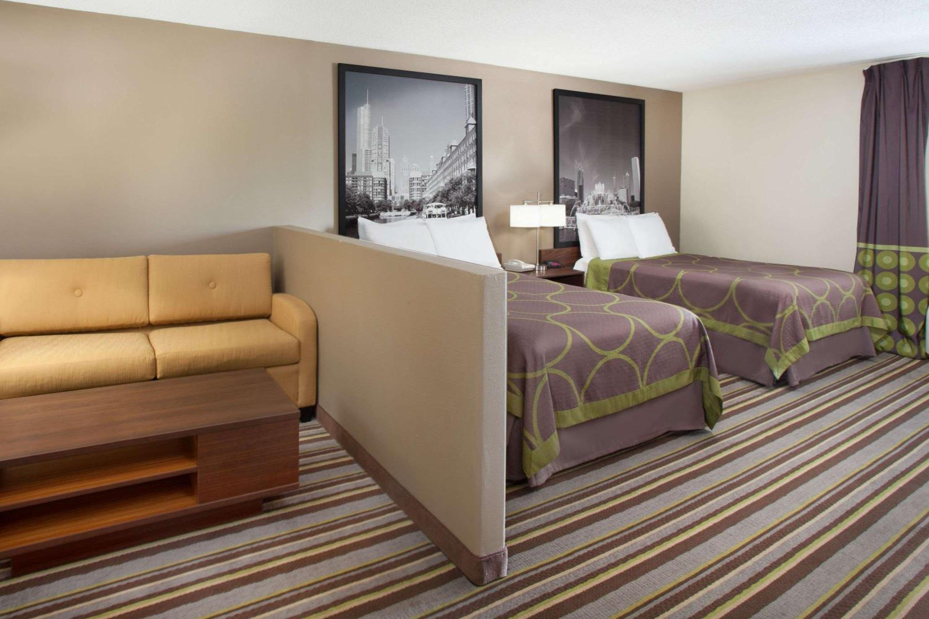 Studio, Suite, 2 Double Beds, Sofa