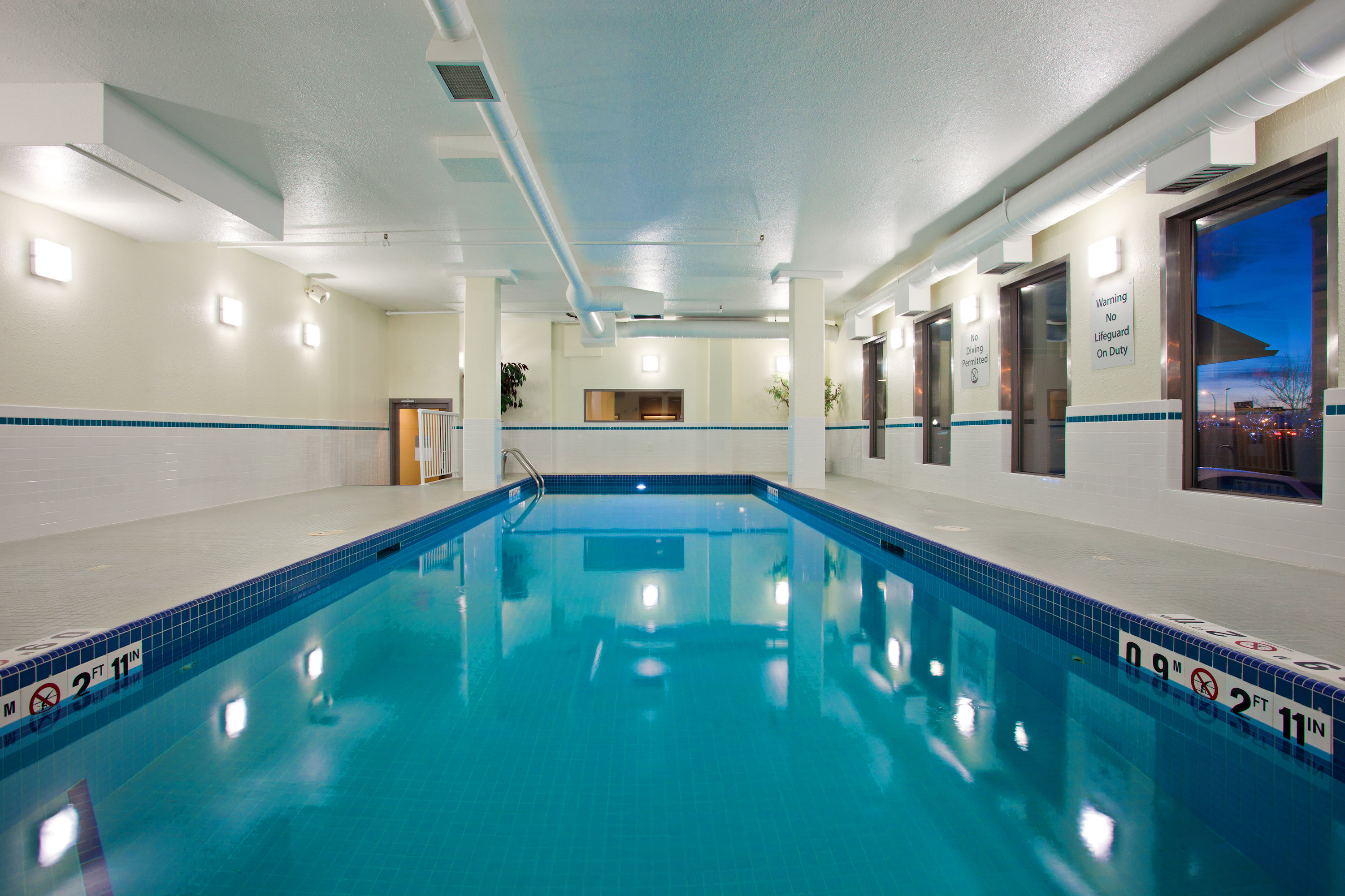 Holiday Inn Conference Ctr Edmonton South 30/72