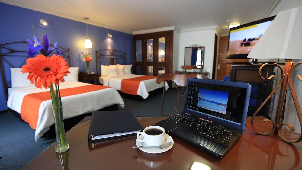 Hotel Ciros 36/59