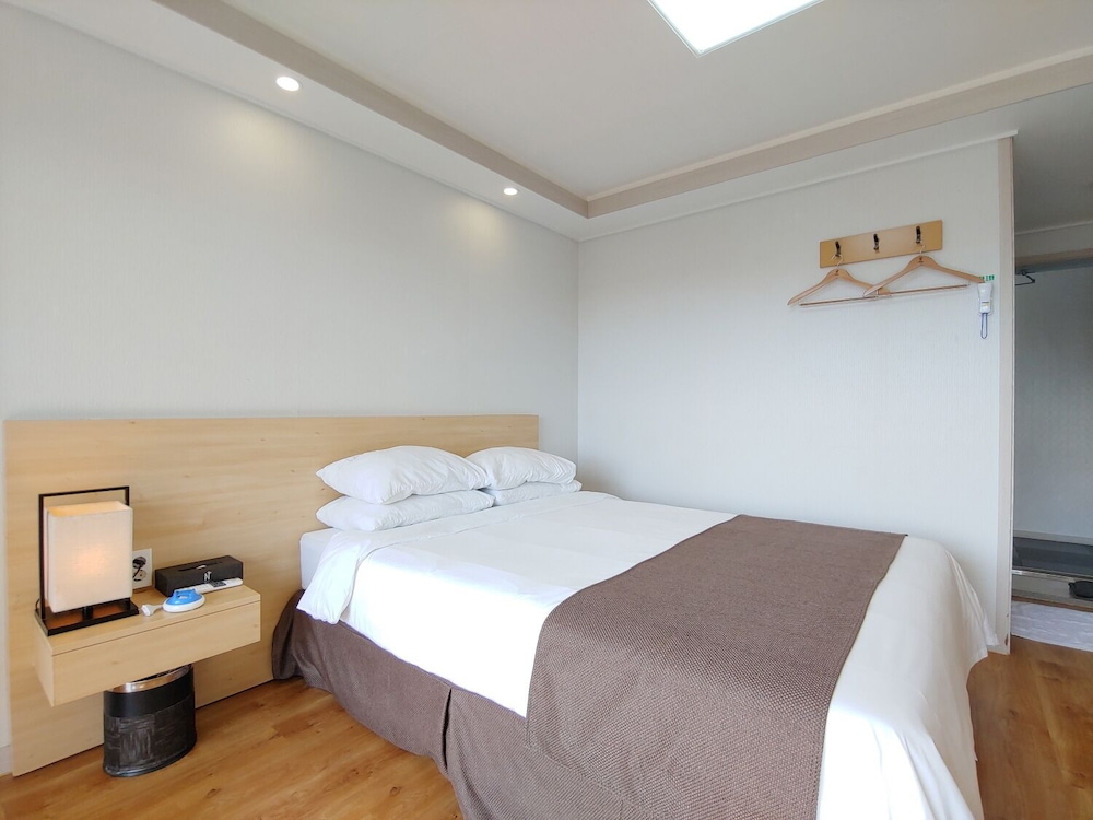 Hotel Lavender Jeju 14/22