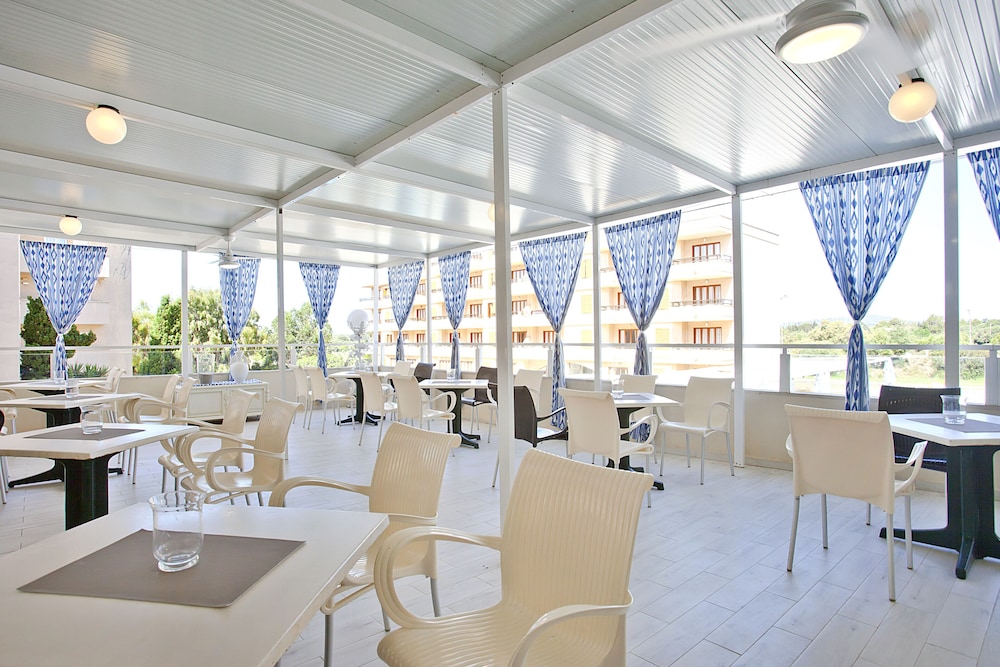 Playamar Hotel Apartments 52/68