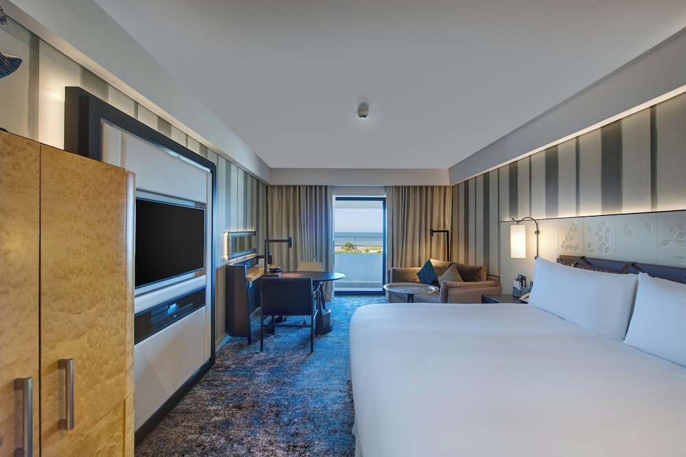 Room, King Bed, Sunset View, Balcony, Top Floor