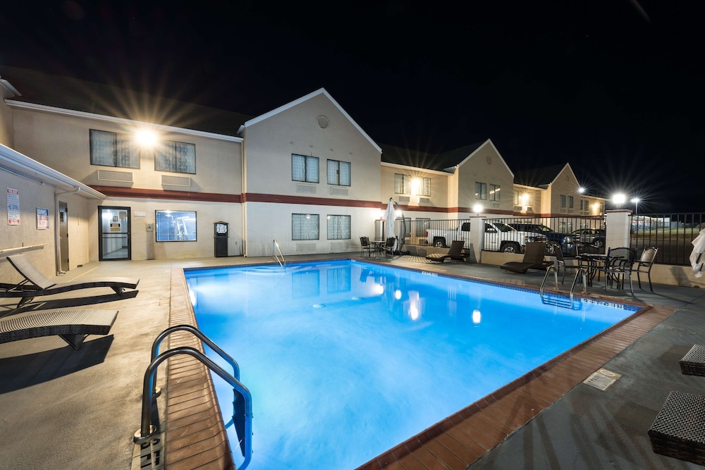 Best Western Abilene Inn Suites 1/34