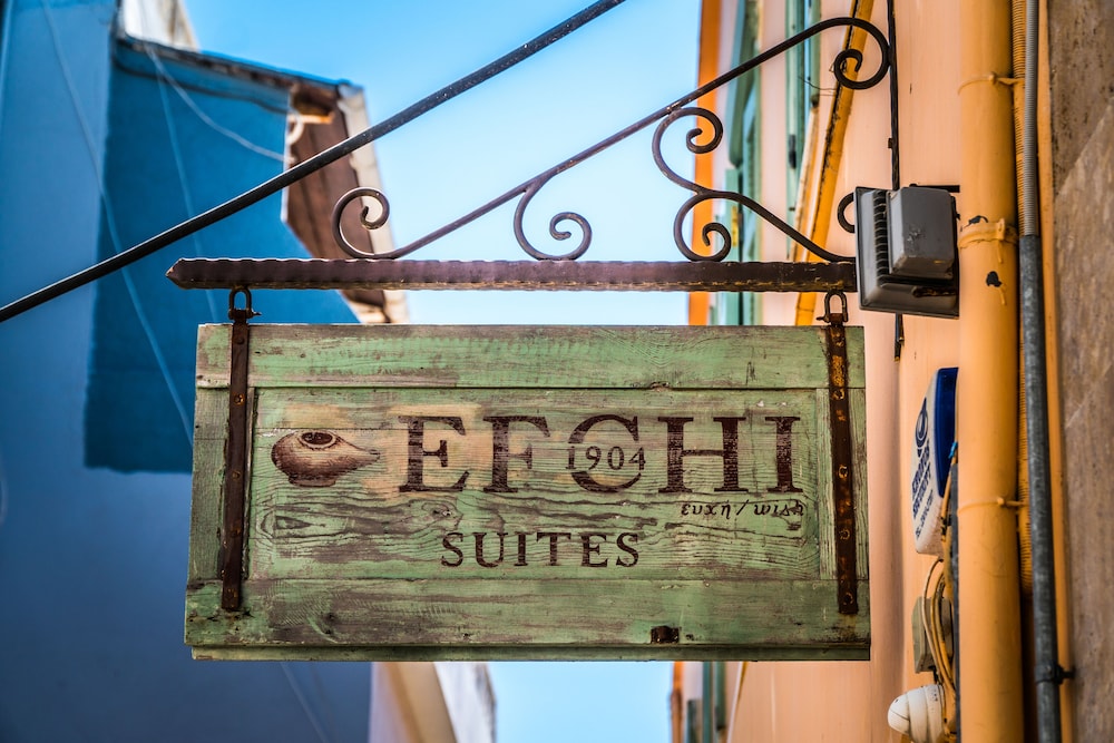 Efchi Suites 1904 3/39