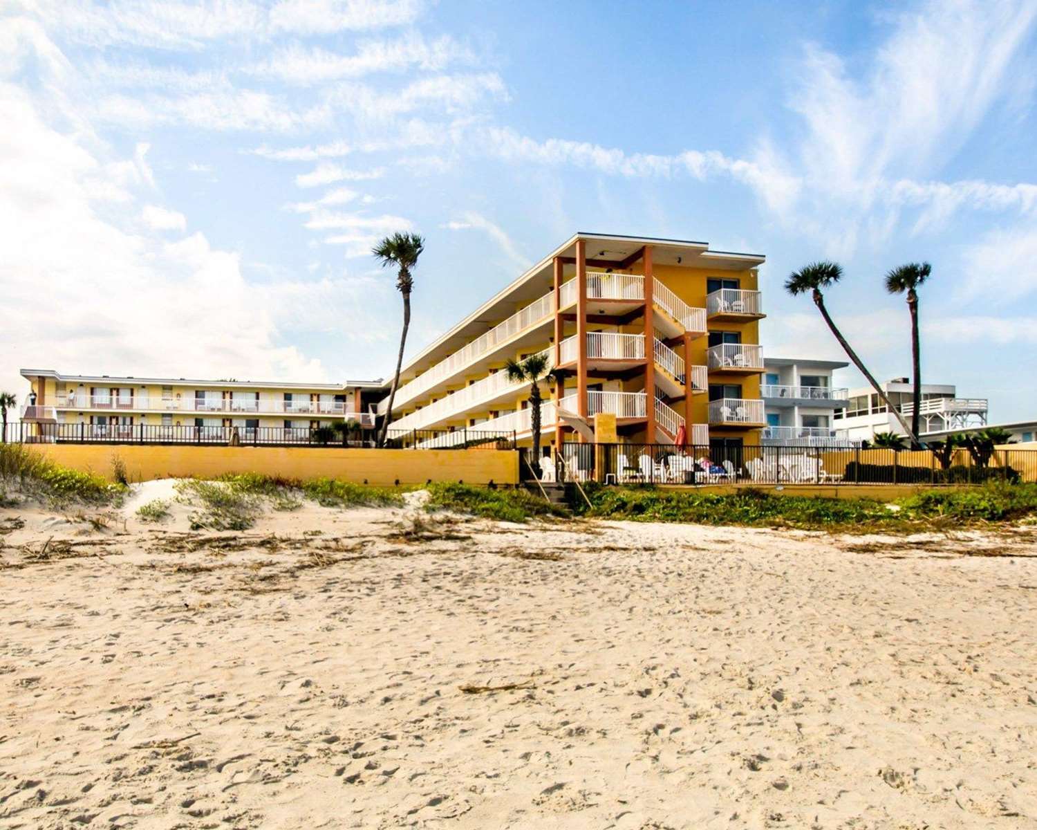 Comfort Inn & Suites Ormond Beach Oceanfront 24/25