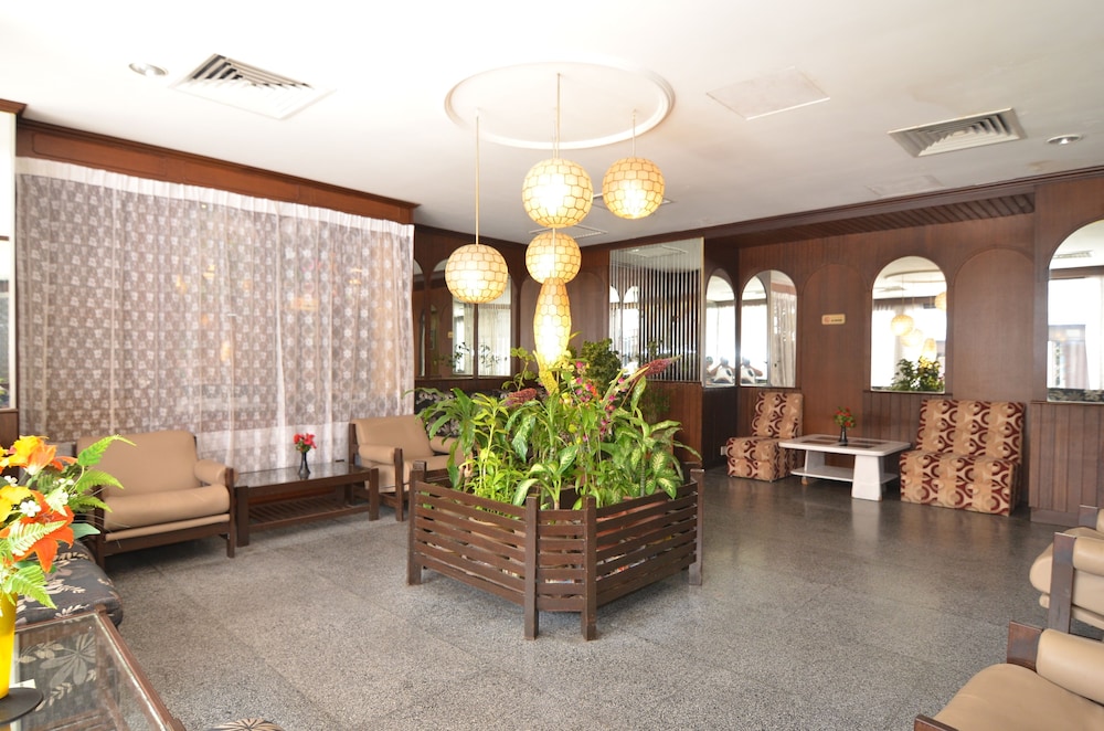 Oriental Hotel Georgetown 15/25