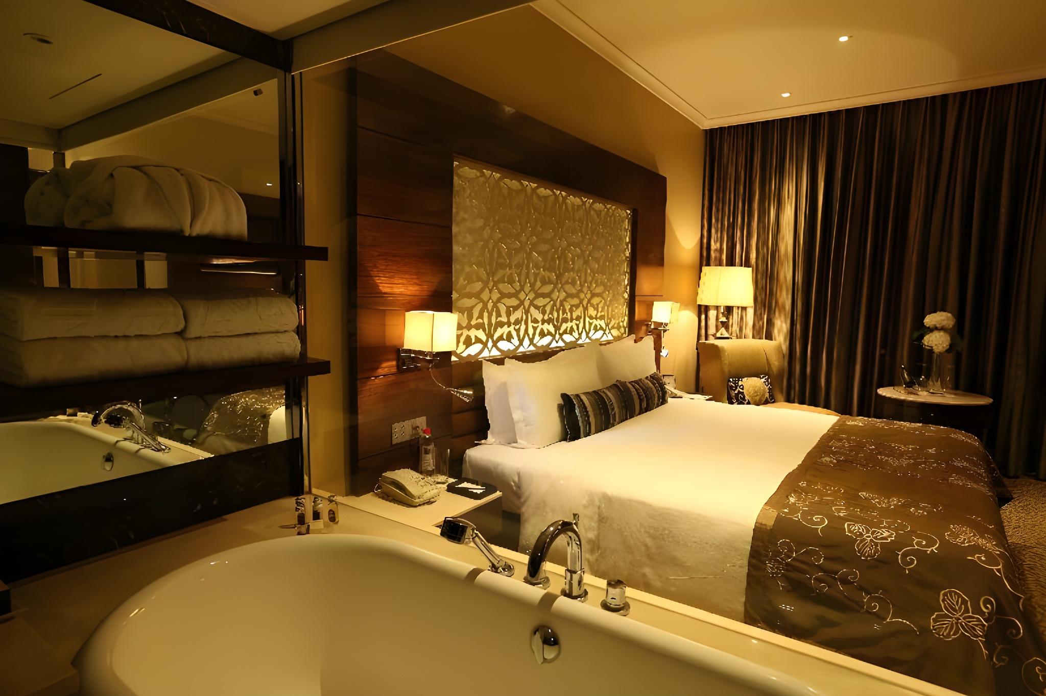 Taj Club, King Bed