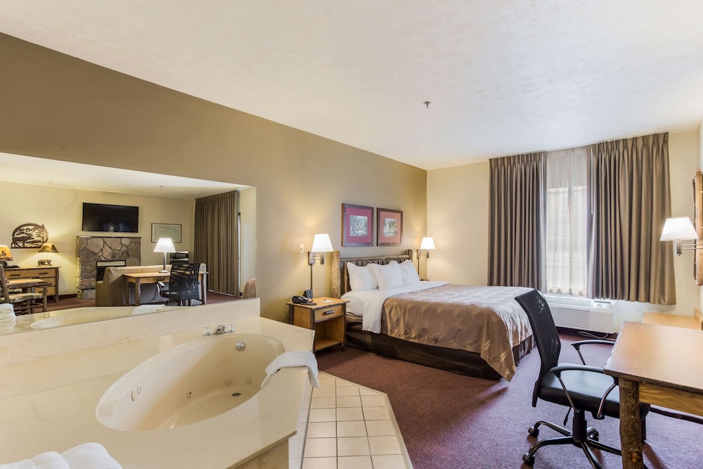 Quality Inn and Suites Big Stone Gap 17/40