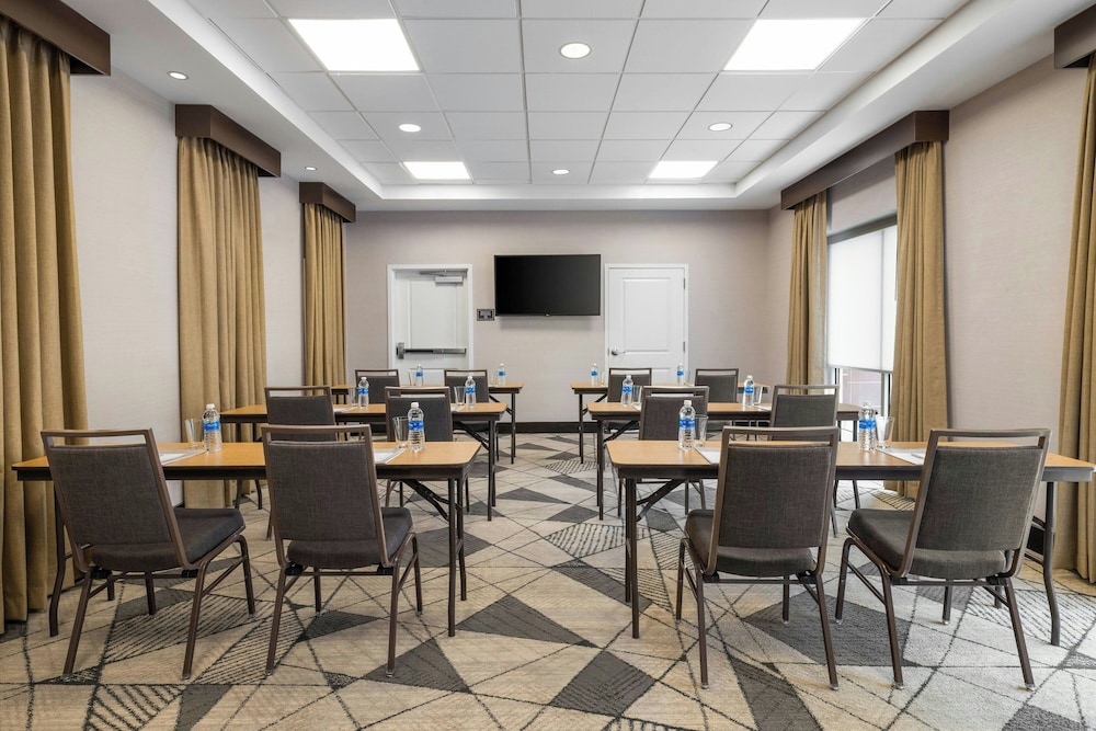 Residence Inn Des Moines Downtown 48/56