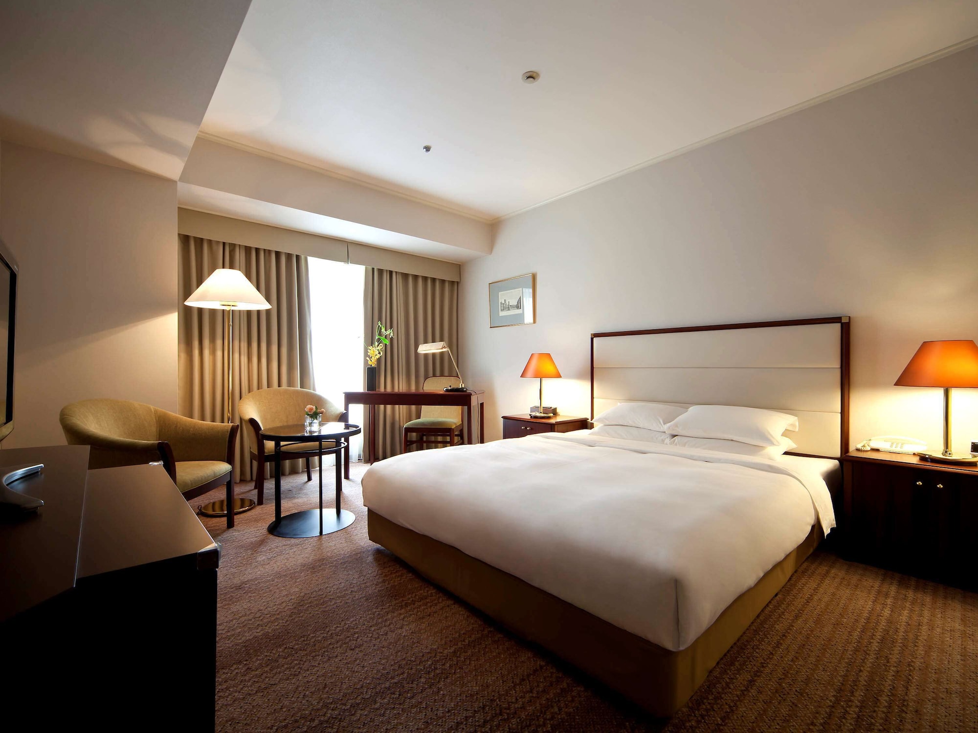 DELUXE, TWIN BEDS