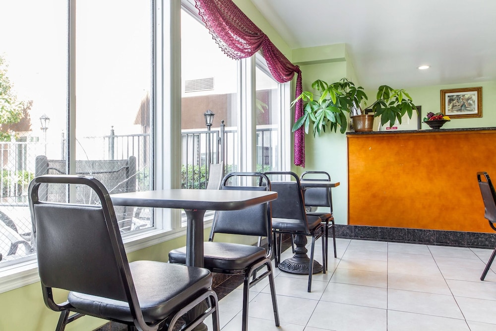 Suites Hayward - Oakland South 32/41