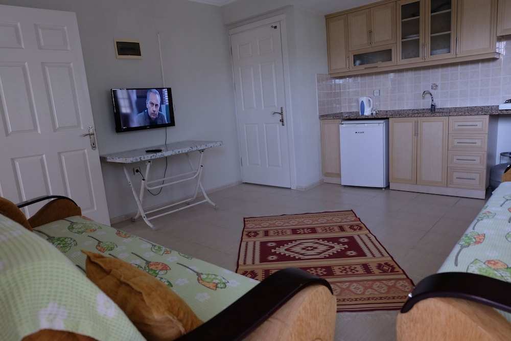 Karaca Apart 27/50