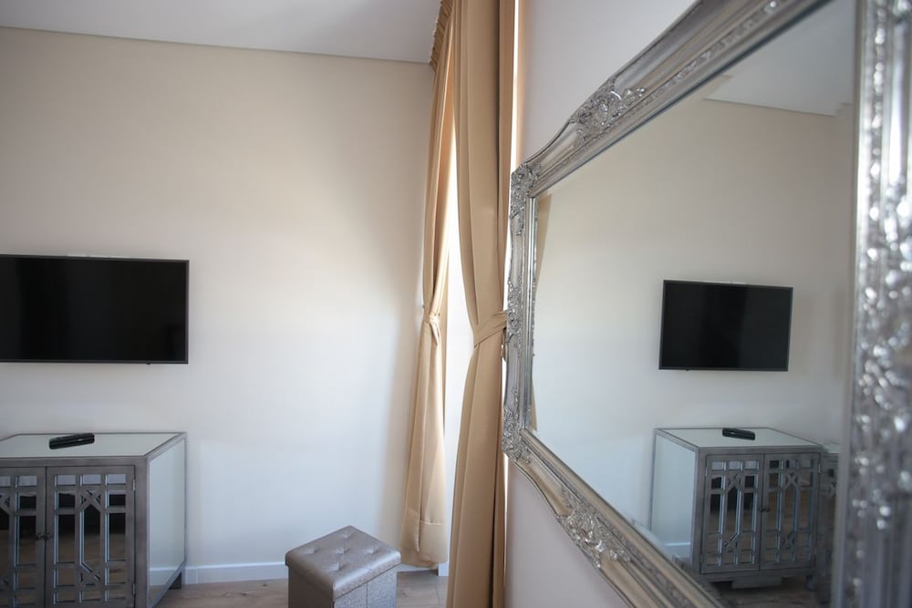 Sui7es Guest House Cascais 40/49