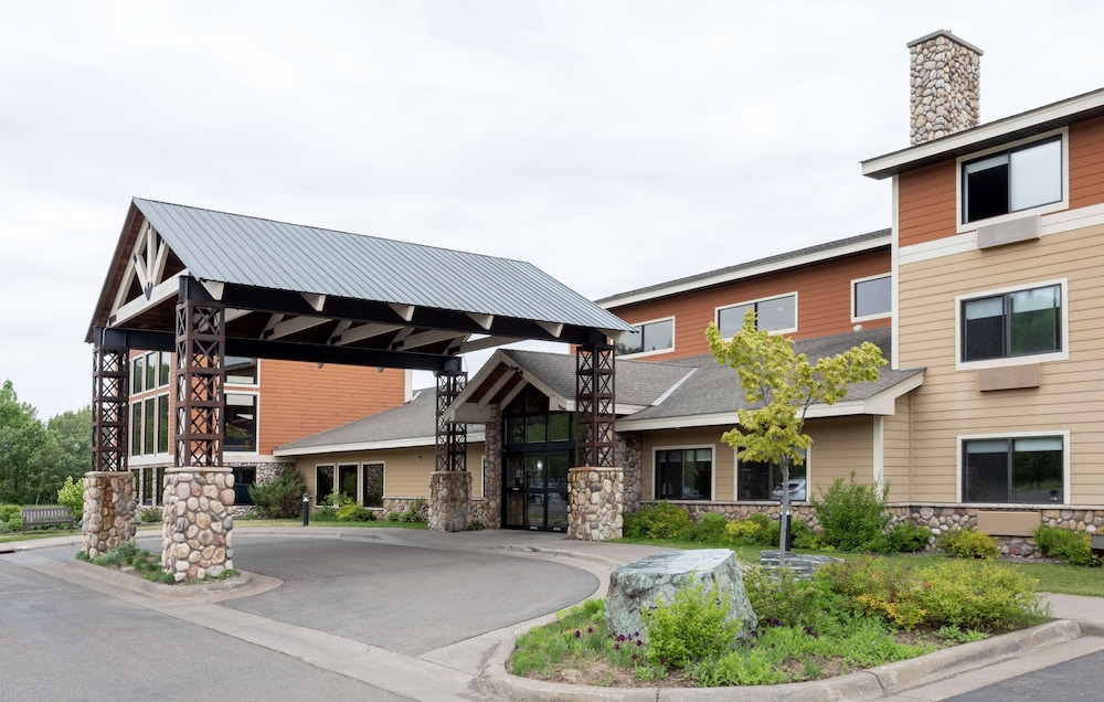 AmericInn by Wyndham Silver Bay 5/59
