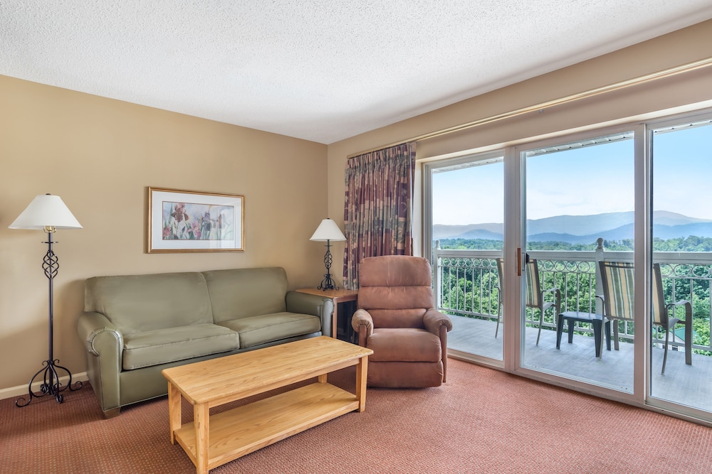 Sunrise Ridge Resort 46/73
