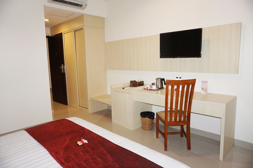 Puri Saron Senggigi Beach Hotel 54/63