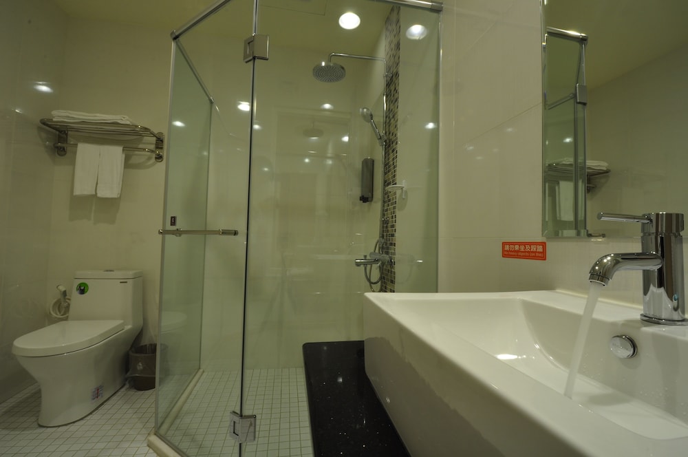 Fu Pin Hotel 47/50