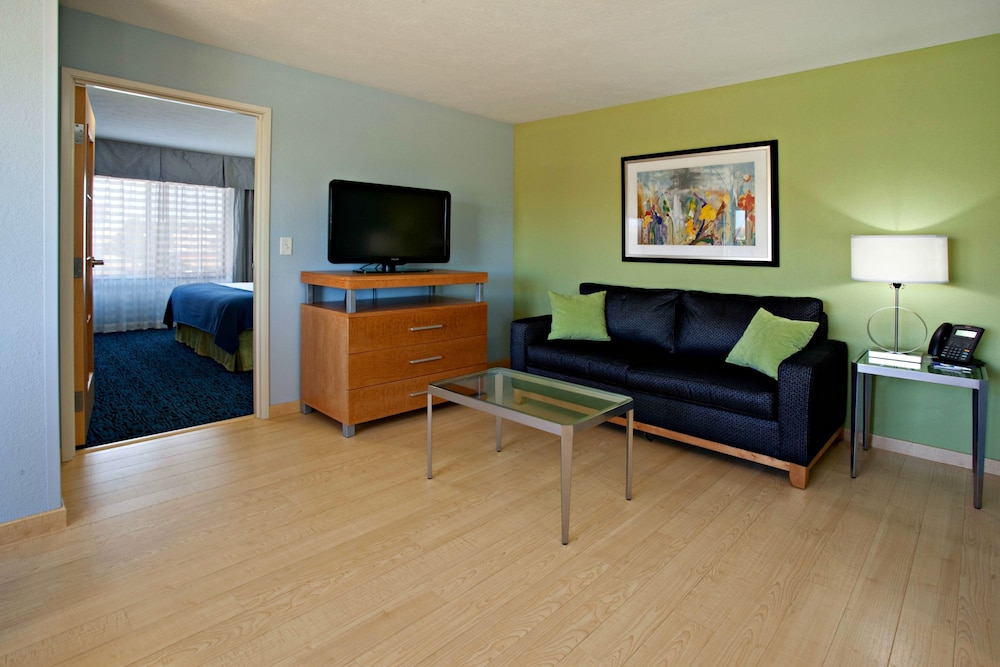 Holiday Inn Express & Suites Rock Springs Green River 37/56