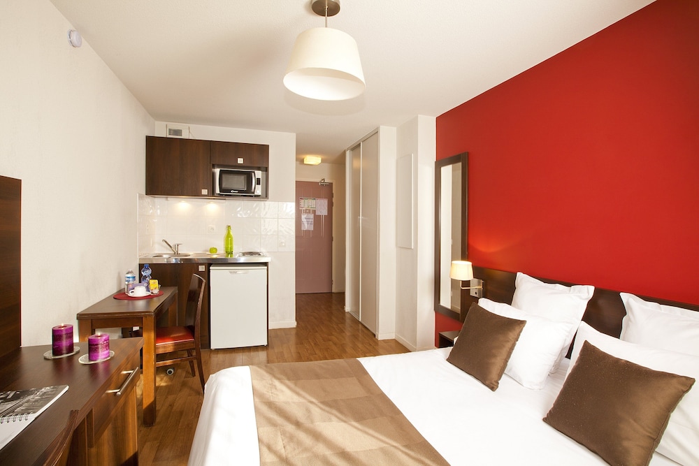 Sejours & Affaires Paris Malakoff 16/36