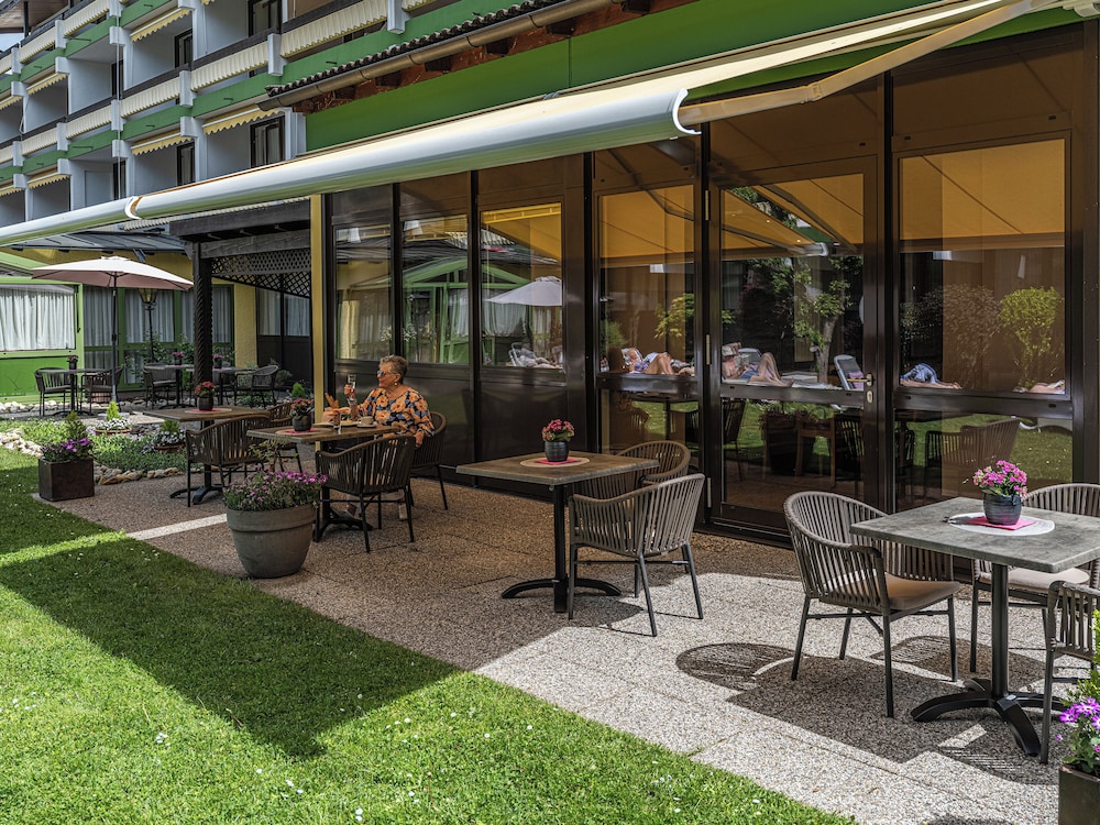 Kurhotel Unter Den Linden 43/51