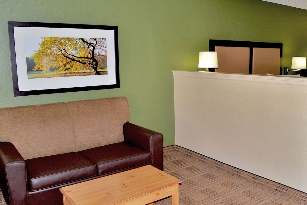 Extended Stay America - Atlanta - Cumberland Mall 4/50