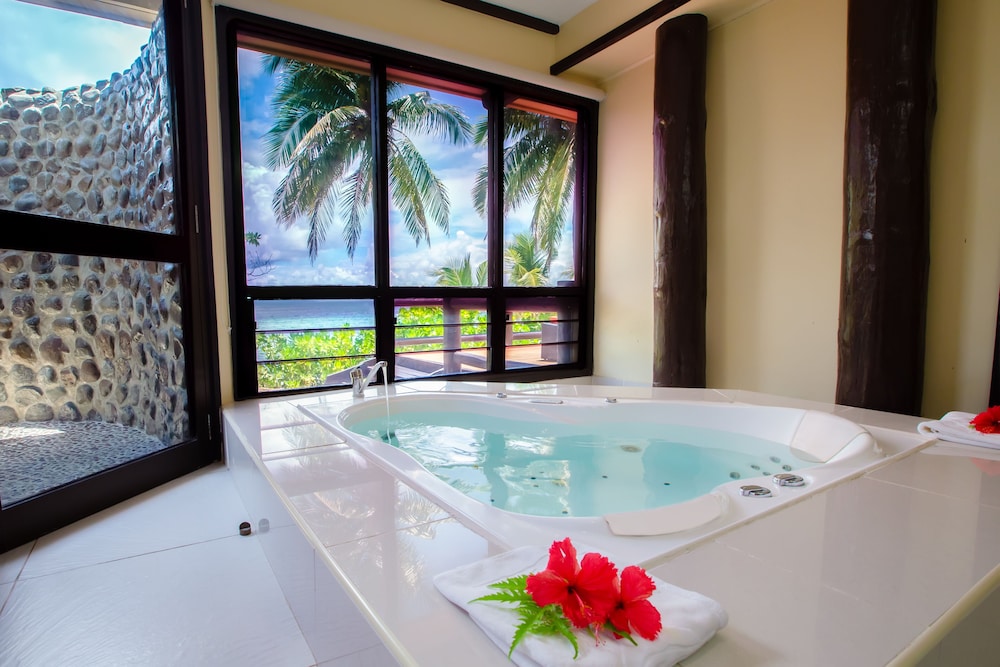 Mana Island Resort 35/78