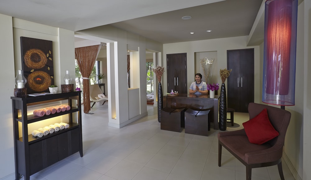Woodlands Hotel And Resort 47/65