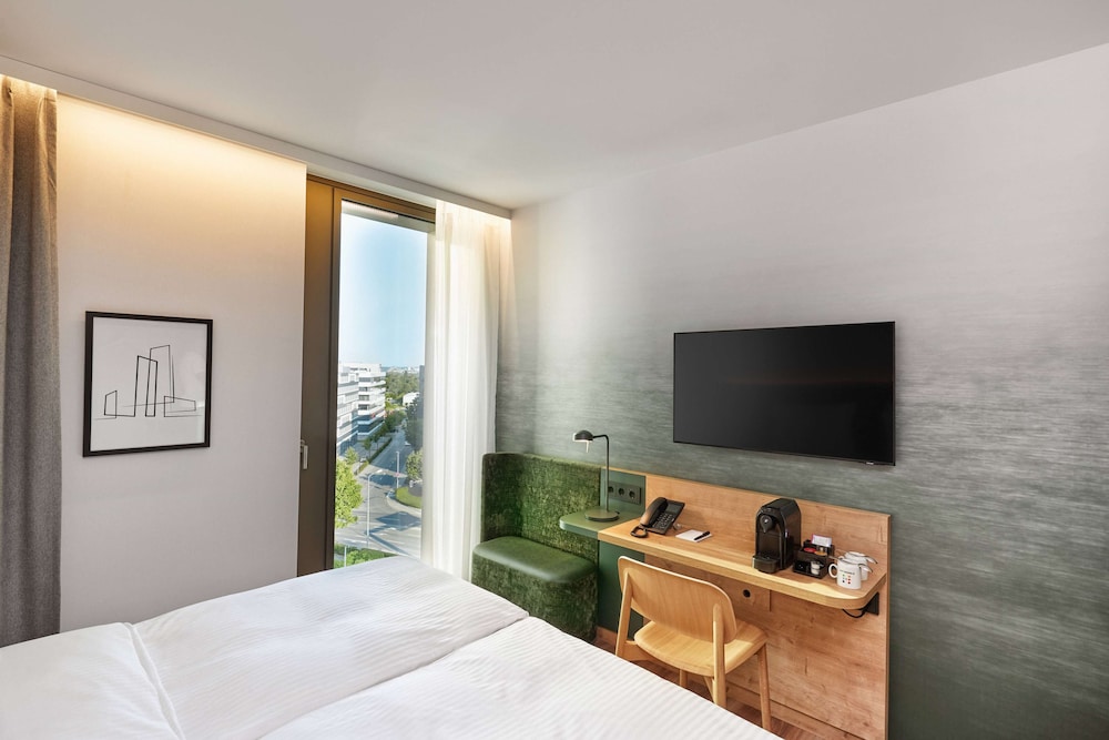 H+ Hotel Eschborn 13/43