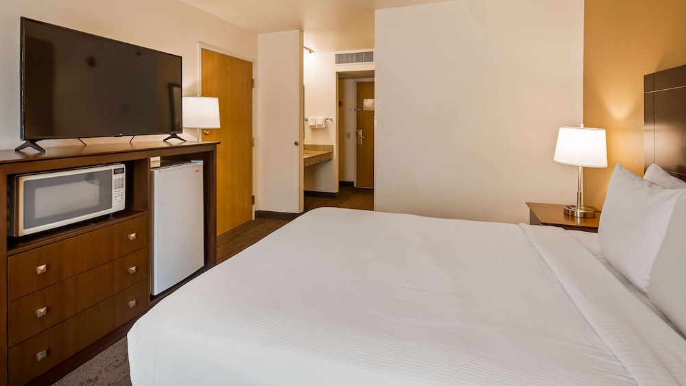 Best Western Yellowstone Crossing 9/43