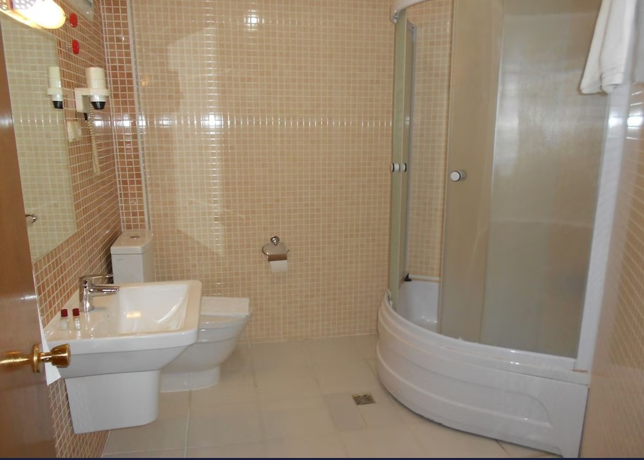 Nas Otel 19/21