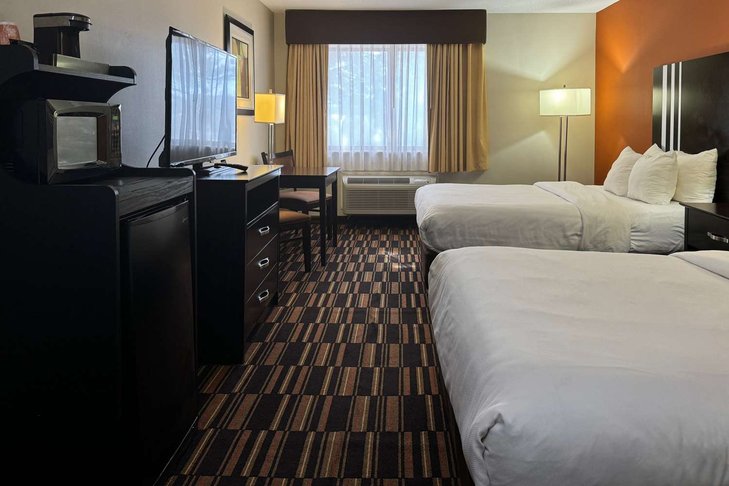 Comfort Inn Maumee Perrysburg Area 10/21