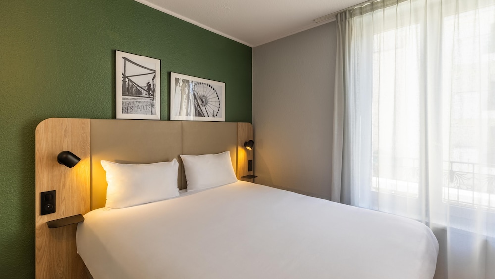 Next Generation, Twin Beds