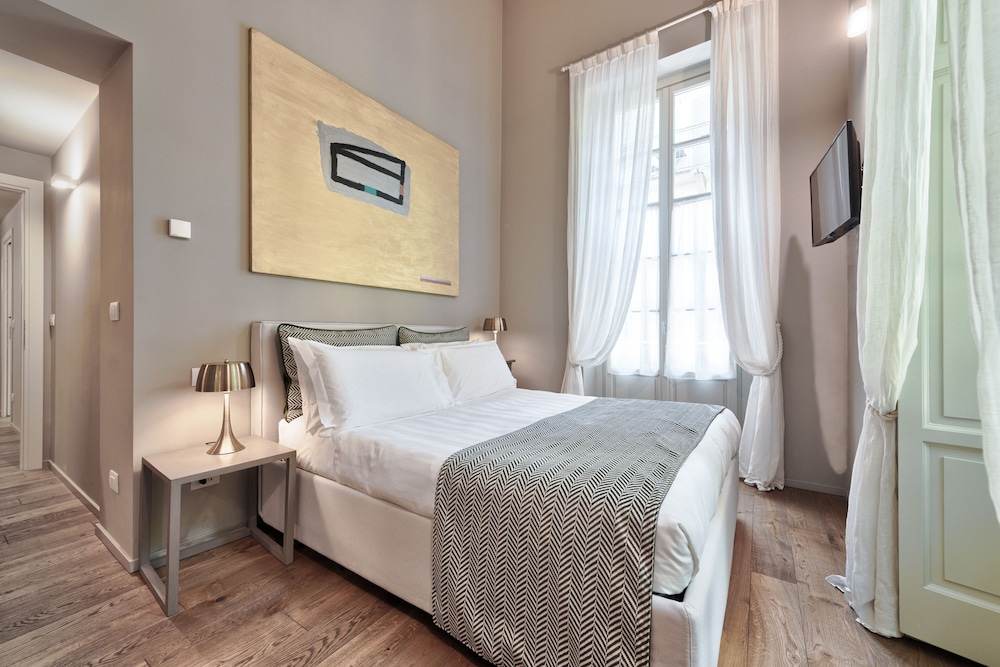 Palazzo Del Carretto Art Apartments 20/72