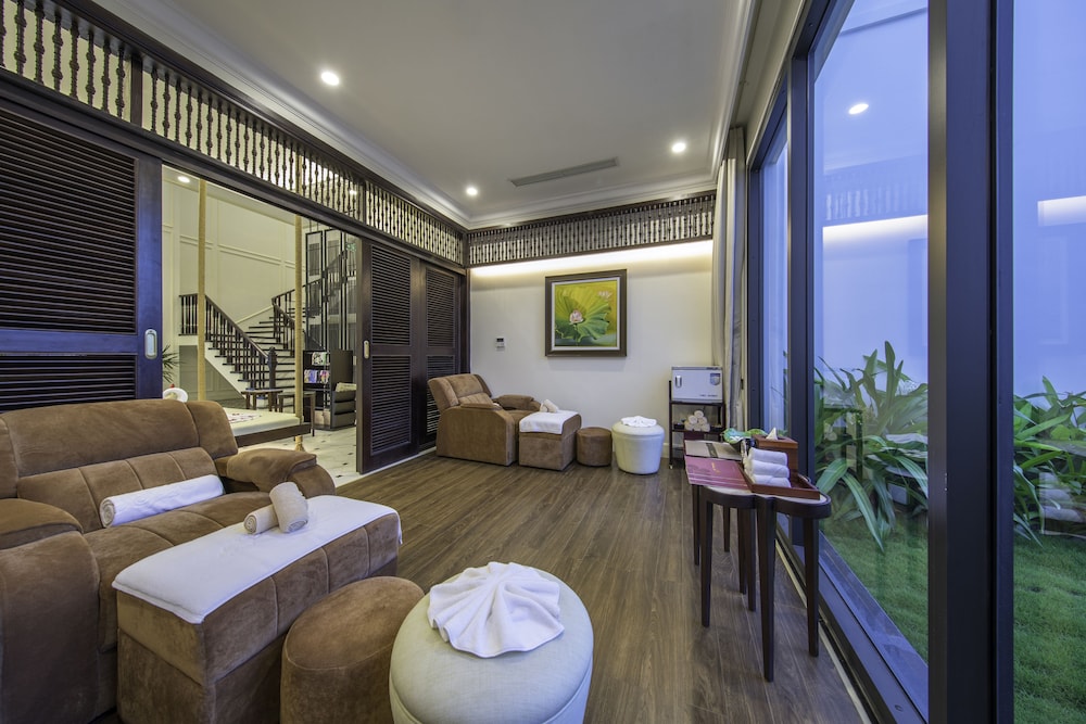 Melia Vinpearl Cam Ranh Beach Resort 54/74