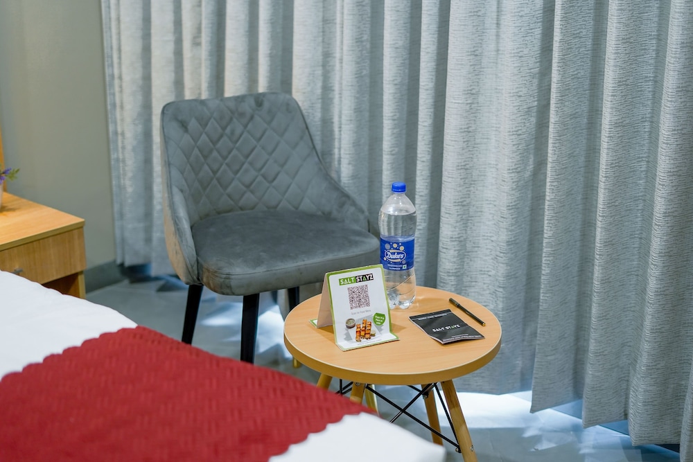 Saltstayz Basil - Near Golf Course Road 38/50